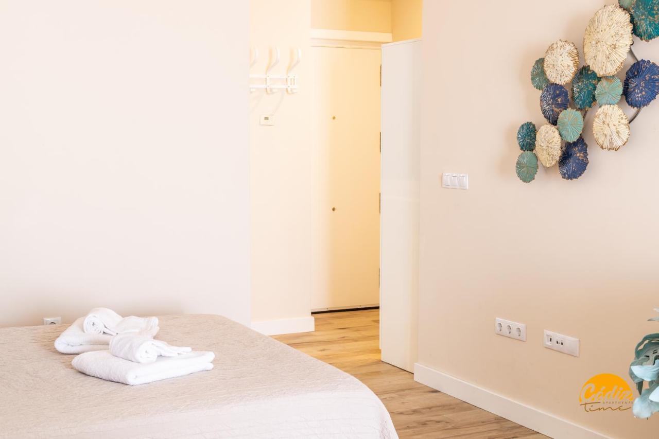 Apartamentos Ancha 22 By Cadiz Time Exteriör bild